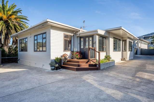 Easy Living in the Heart of Tawa