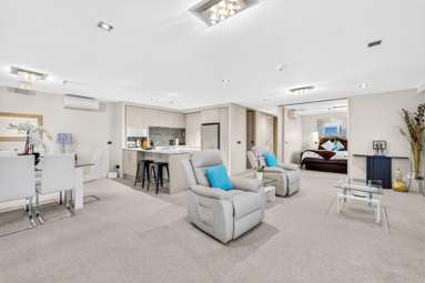 8/158 Marsden Road_3