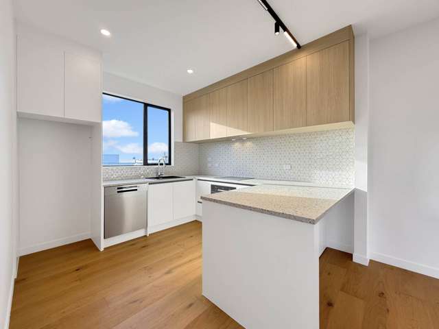 For Rent 3 Double + Study New-Built Home!