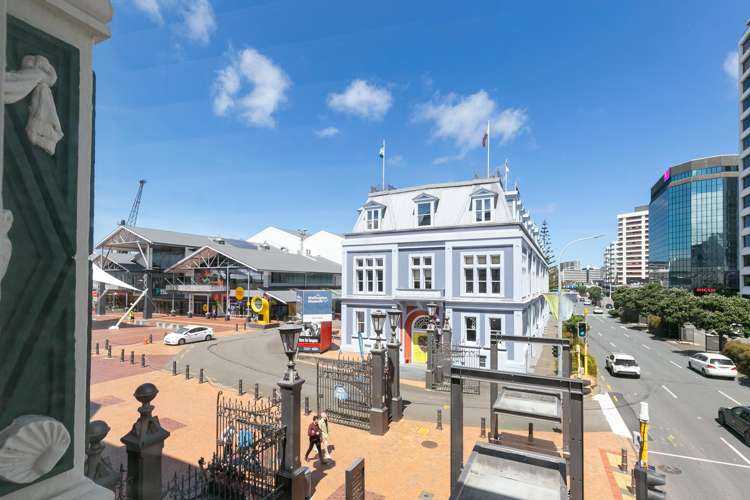 1.2/1 Queens Wharf Wellington Central_11
