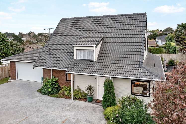 2/6 Pinewood Grove Botany Downs_20