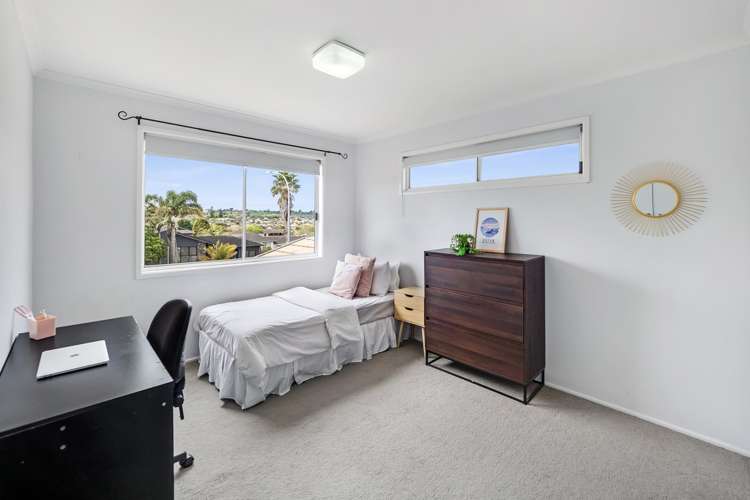 129 Botany Road Botany Downs_12