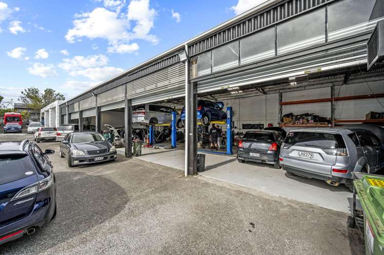 4 Ireland Road and 7 Lagoon Drive Panmure_8