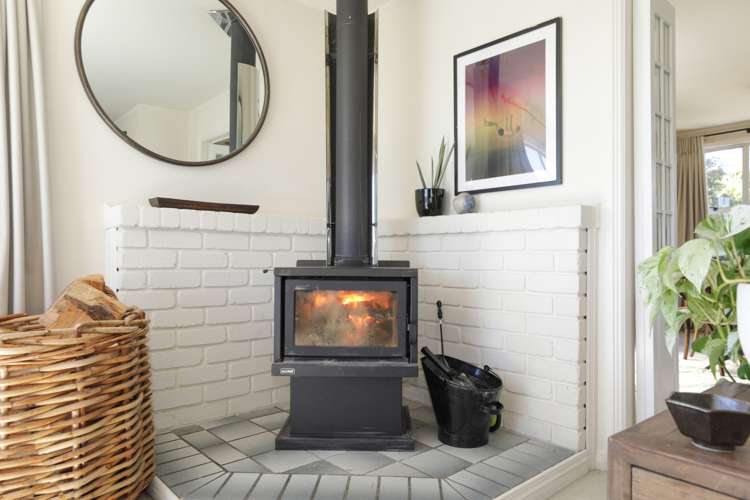 20 Sunset Street Hilltop_22