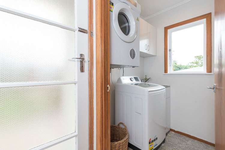 5 Mayburn Road Te Atatu Peninsula_13