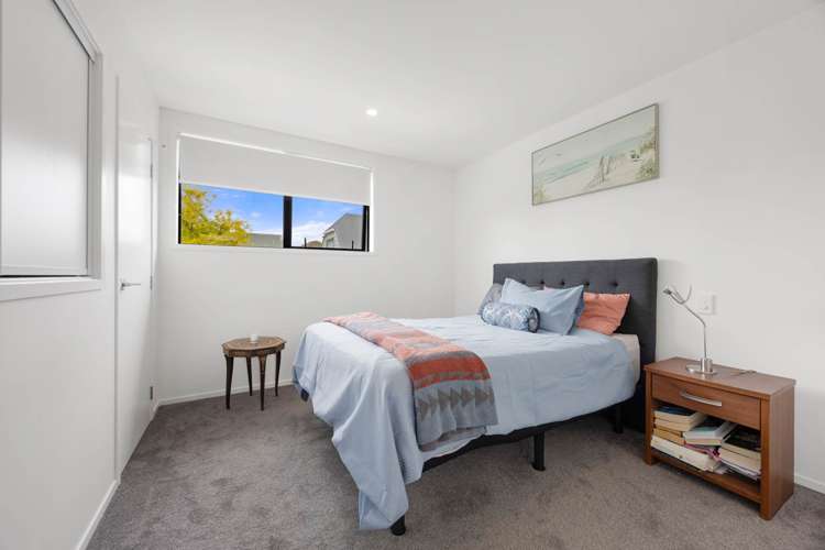 7/10 Fathom Place Te Atatu Peninsula_9