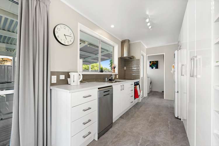 2 Montana Place Dinsdale_3