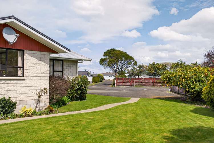 517 Gladstone Road Te Hapara_25