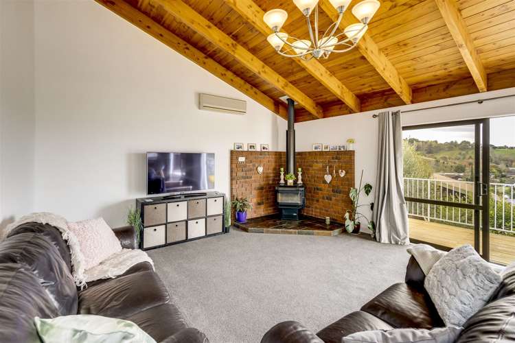 55 Churchill Drive Taradale_21