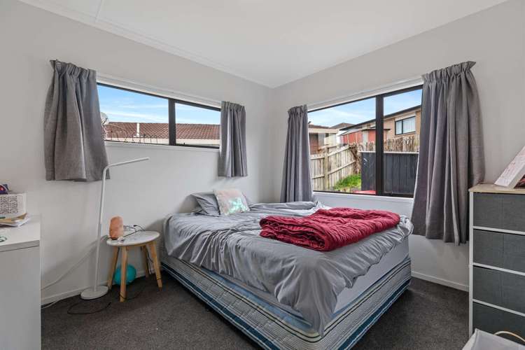 16 Southview Place Wattle Downs_8