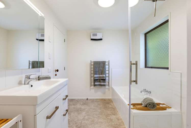 51 Watson Street Akaroa_17