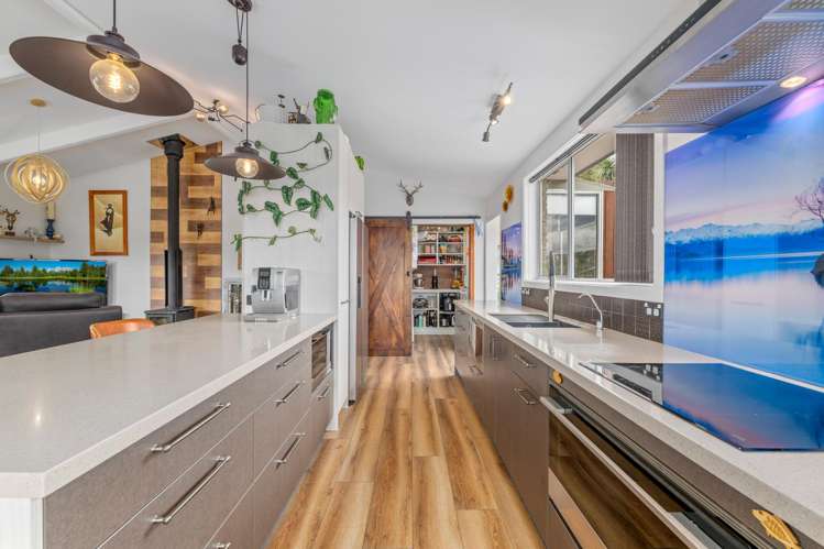 32 Moana View Road Waikawa Bay_1