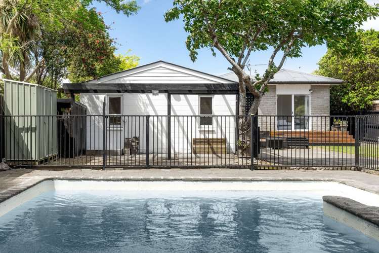 49 Greenhaven Drive Burwood_22