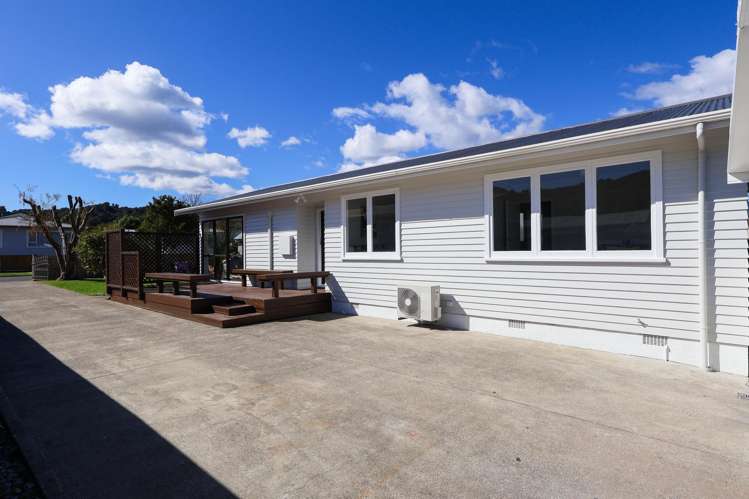 7 Karamea Grove Wainuiomata_19