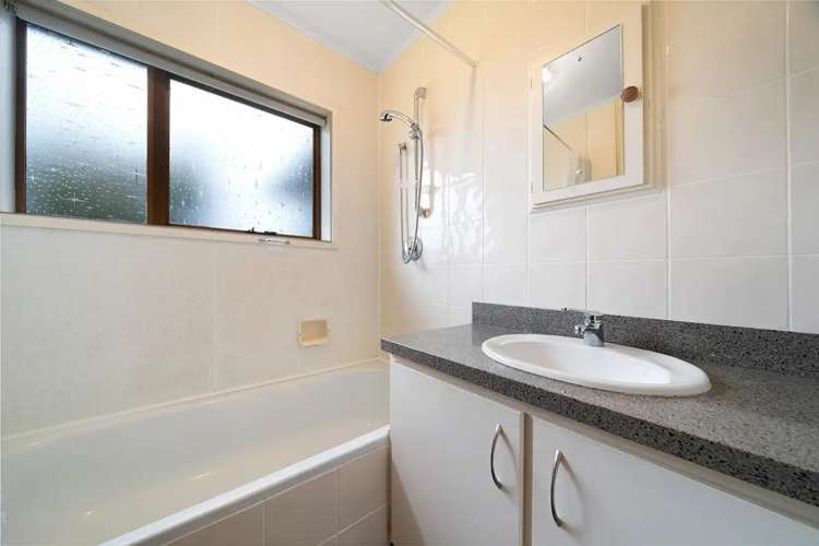 Flat 3/107 Donovan Street Blockhouse Bay_11