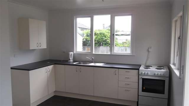 504B Albert Street 10490_3