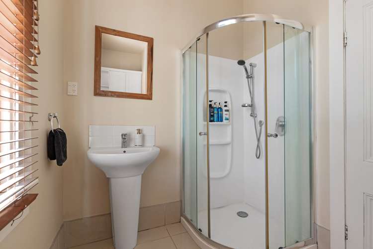 1105 Kaipaki Road Cambridge_16