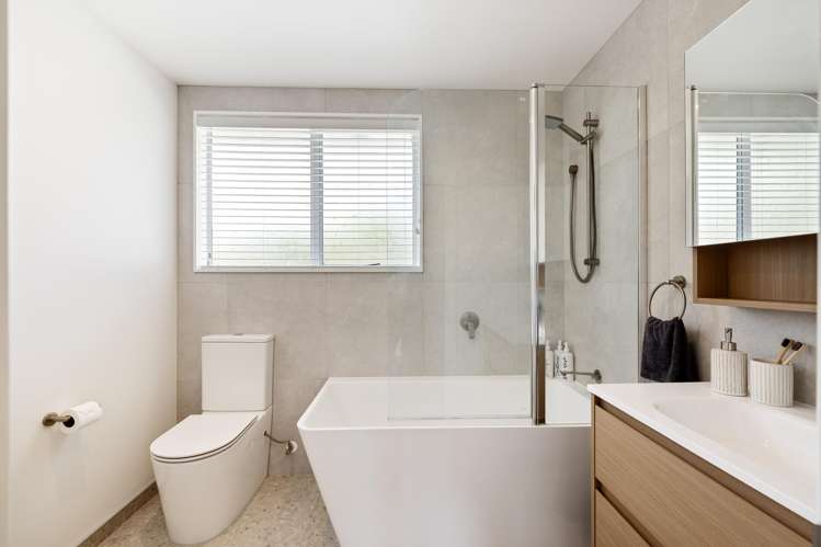 3 Sealy Place Bryndwr_13