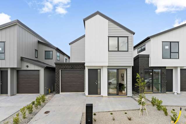 MODERN SILVERDALE HOME