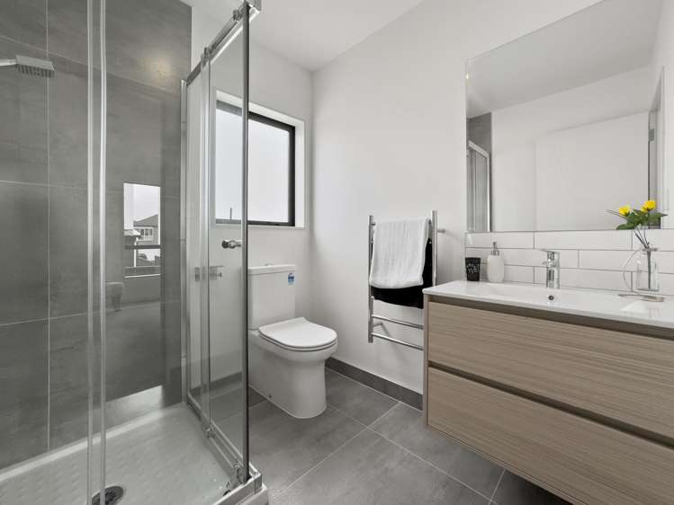 293 Flat Bush School Road_4
