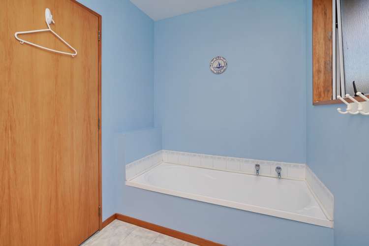 2/10 O'Briens Road Sockburn_8