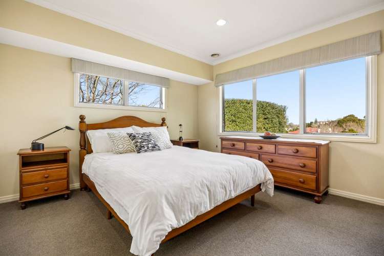 18A Rewi Road Royal Oak_15