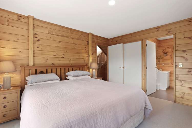 165 Stoney Creek Drive Waitakere_13