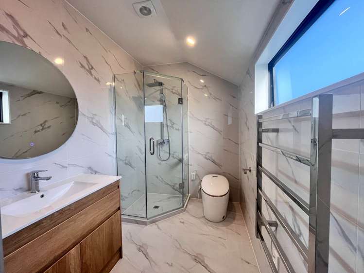 1/6 Woodhouse Place West Harbour_13