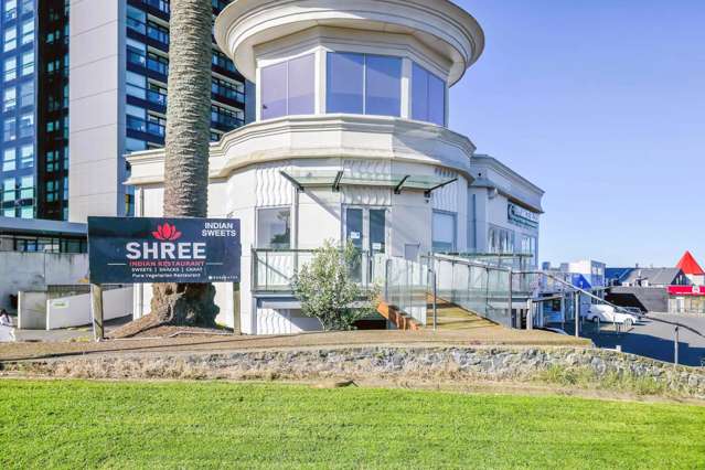 ICONIC CORNER SITE IN MANUKAU 