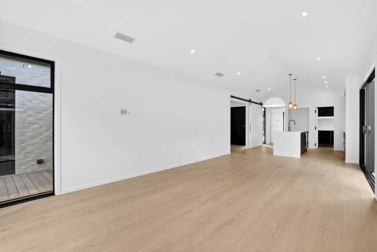 5 Tukutata Crescent_2