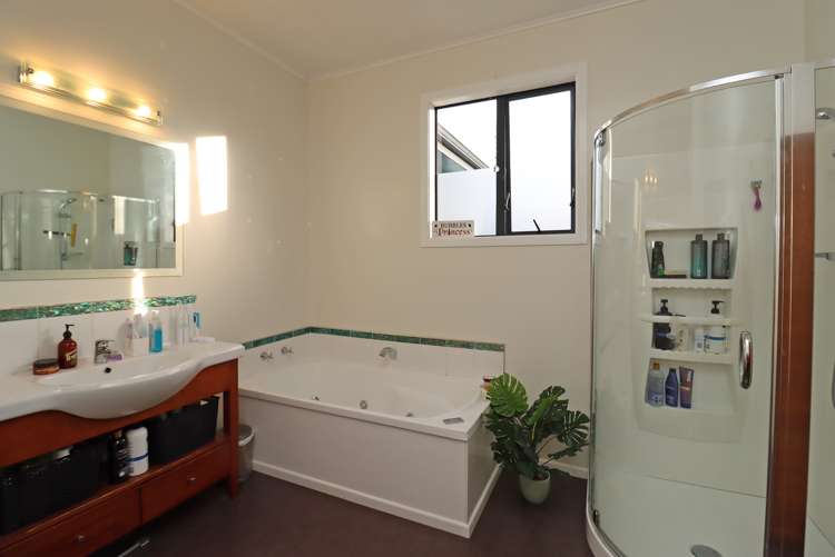 86 Airedale Road Weston_10