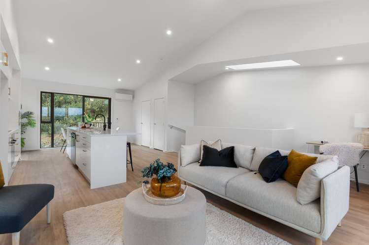 7 Stockden Place_4