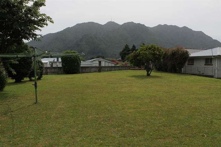 3 Churchill Avenue Te Aroha_12