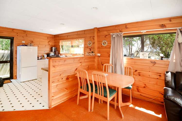 60 Rambler Crescent Beach Haven_11