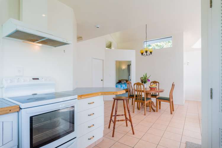 26 Yeovil Road Te Atatu Peninsula_19
