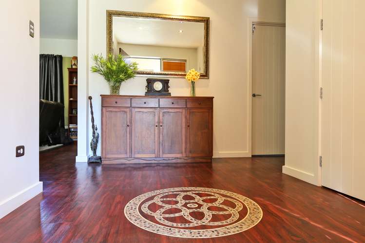 137 Kent Terrace Taradale_9