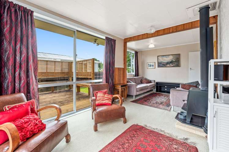 18 Runuku Grove Turangi_7