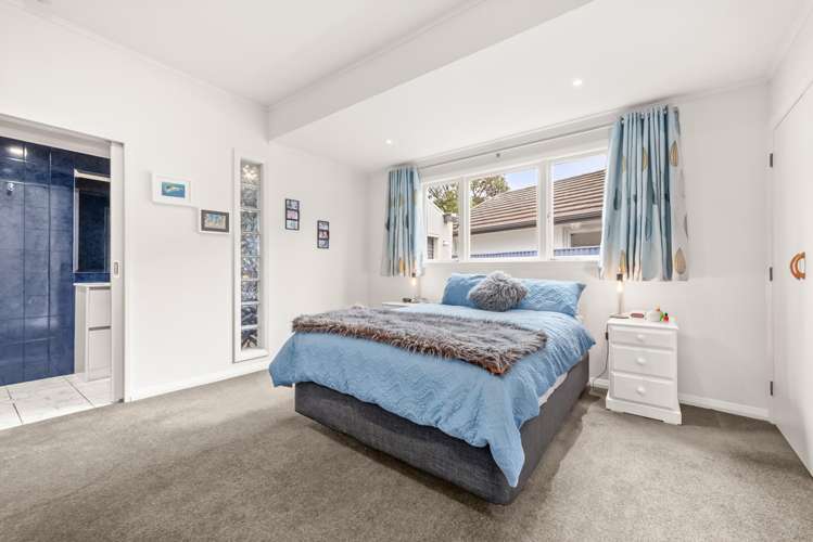 5 Thornycroft Avenue Epuni_12