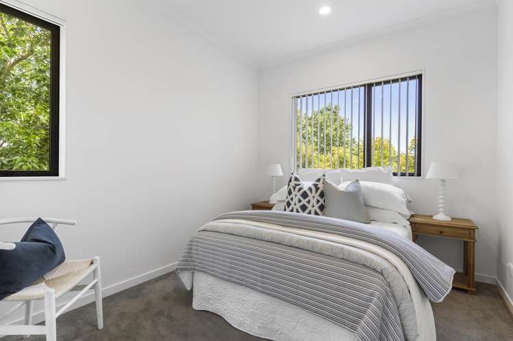 18 Newport Place Forrest Hill_11