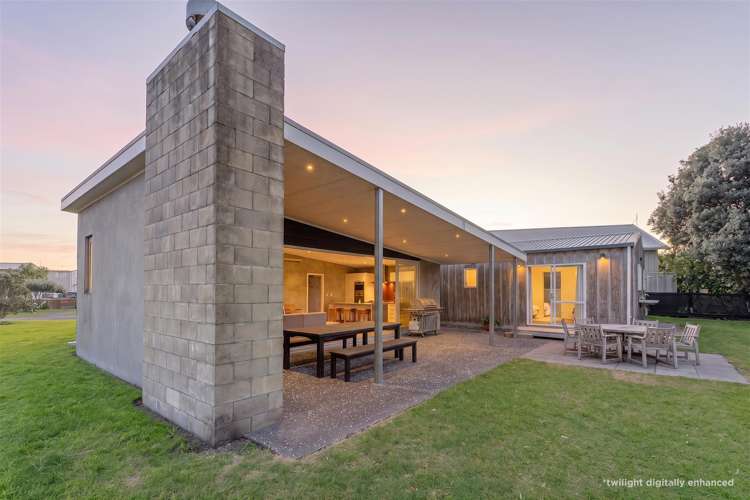 111 Kauri Crescent Matarangi_2