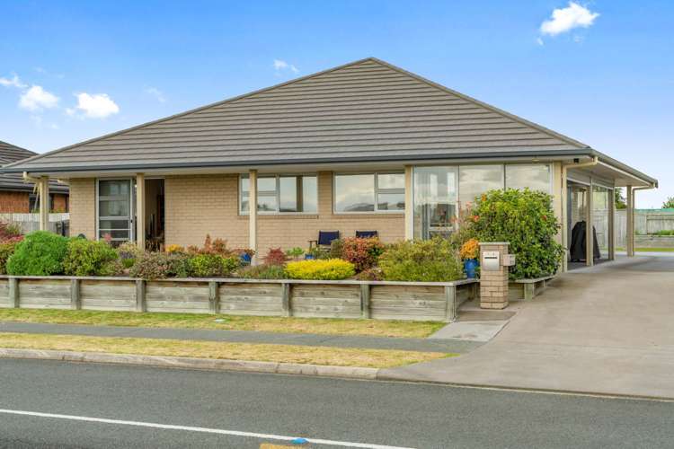 18 Kowi Lakes Drive One Tree Point_24