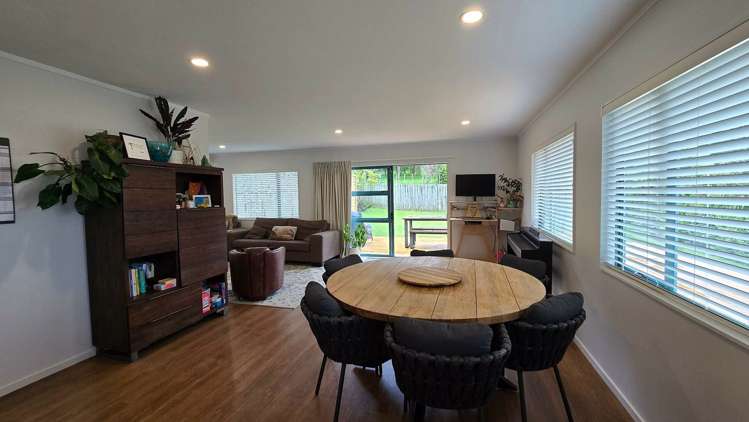 21 Robinia Place Snells Beach_1