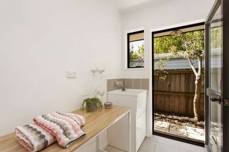 2/30 Lees Road Strowan_10