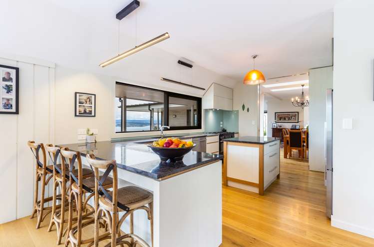 60 Te Moenga Park Acacia Bay_16