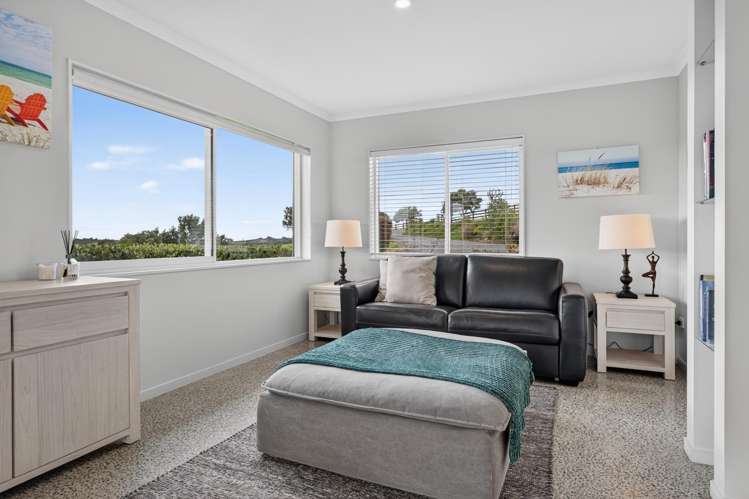 52 Daniel Parade Mangawhai_4