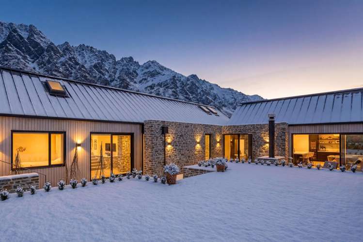 18 McKellar Drive Jacks Point_22