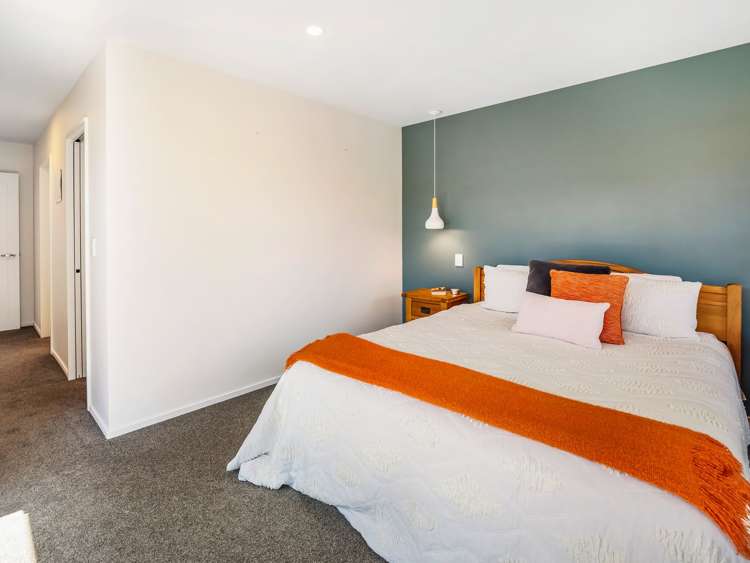 8 Whitehorn Drive Lincoln_16