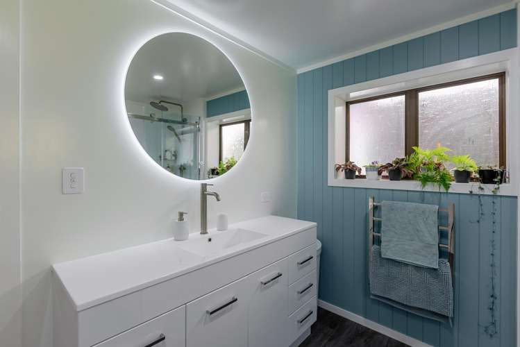 36 Tiromoana Road Raumati South_17