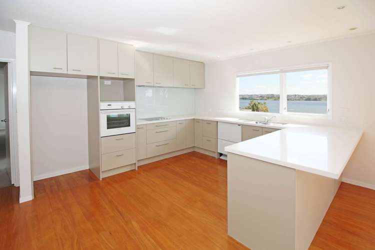 11 Killarney Street Takapuna_6
