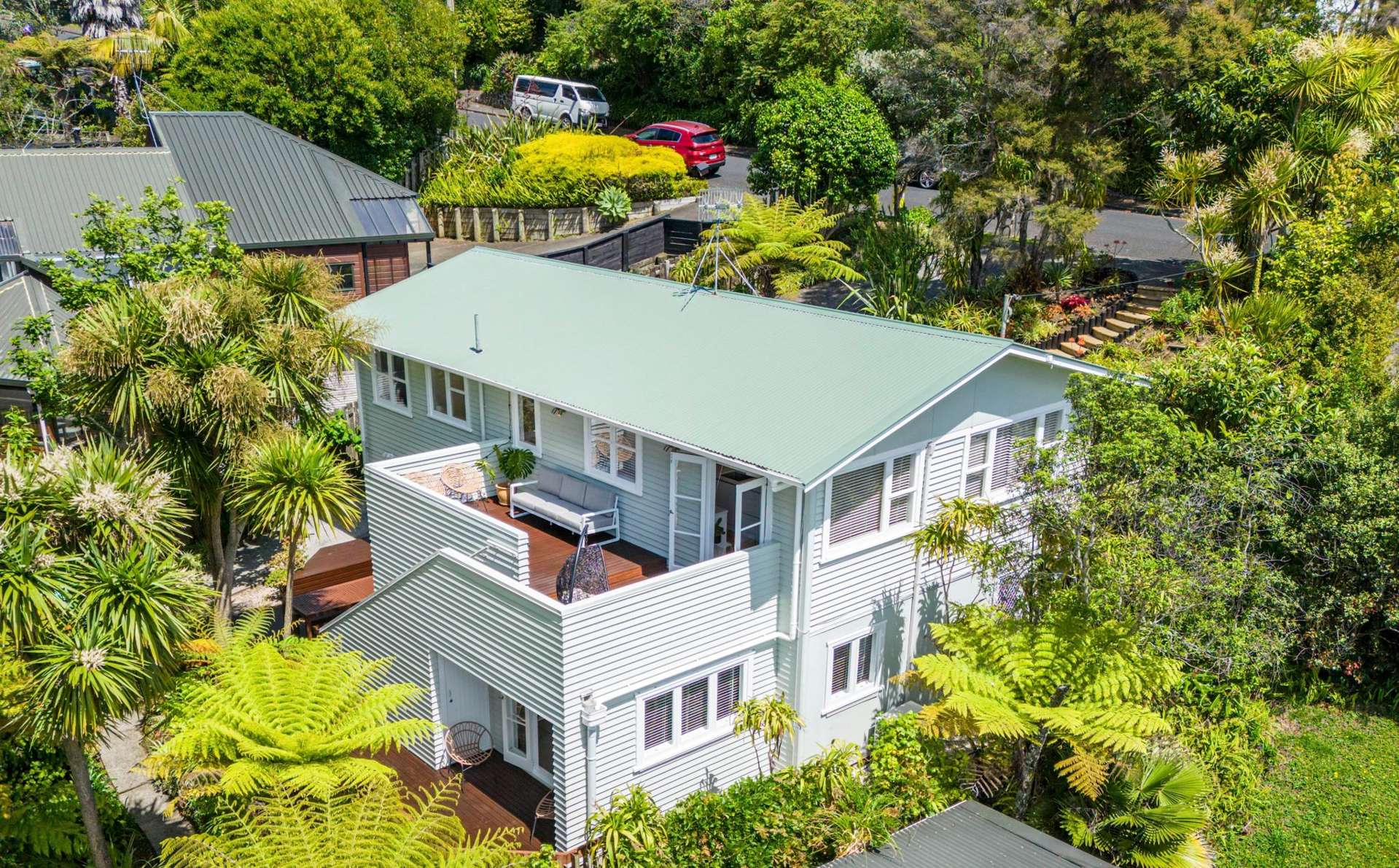 11 Fairmount Road Titirangi_0